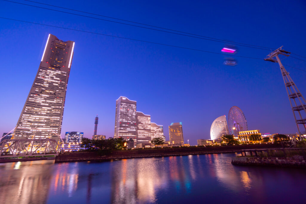 横浜エアキャビンは夜景が綺麗！みなとみらいのロープウェイで贅沢な
