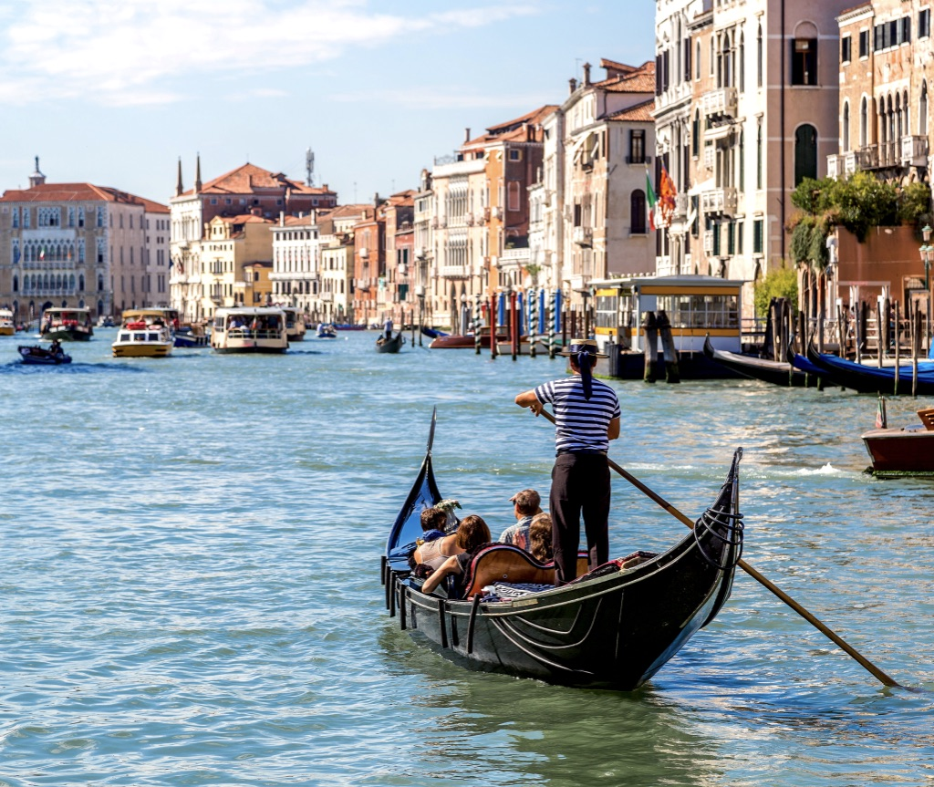 2025】イタリア旅行の費用はどれくらい？物価・各費用・安い時期など