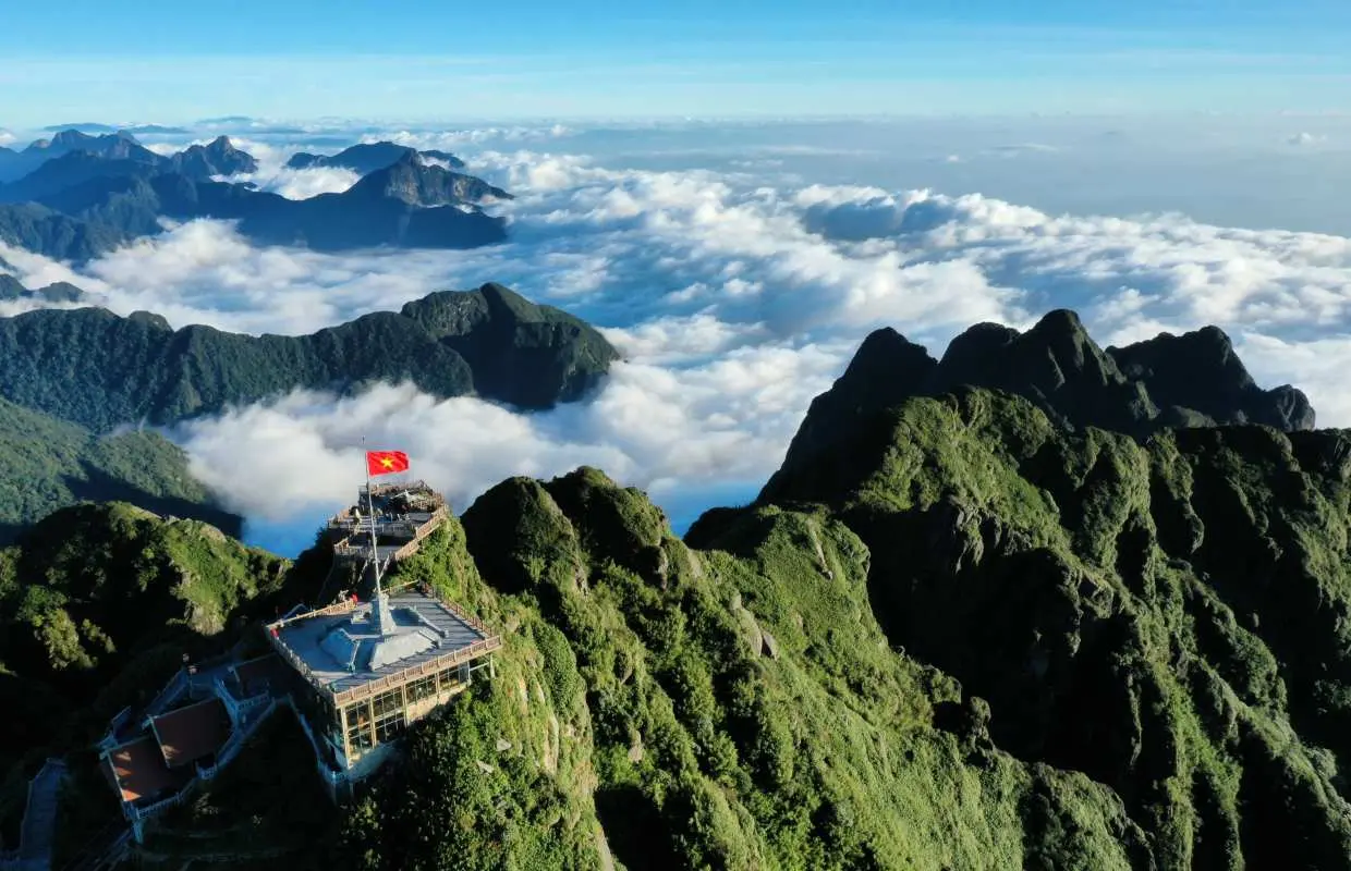 ファンシーパン山の魅力を解説！ハノイからの行き方や天気も紹介