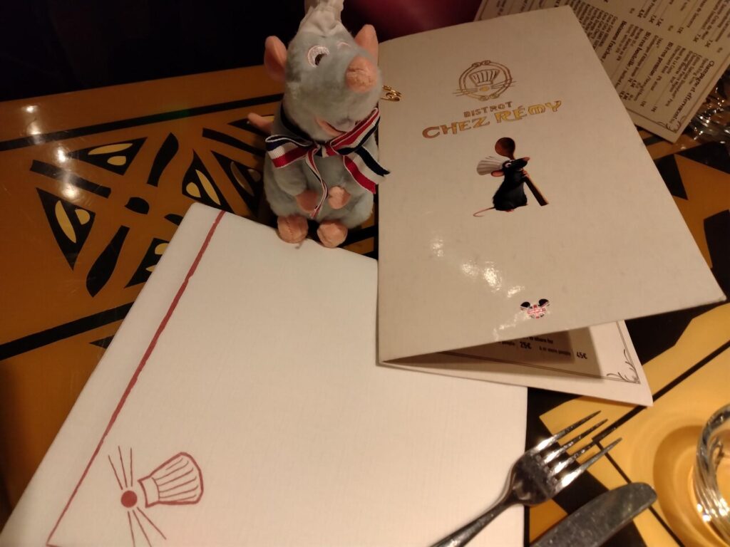 パリディズニー「レミーのおいしいレストラン」完全ガイド｜予約方法や