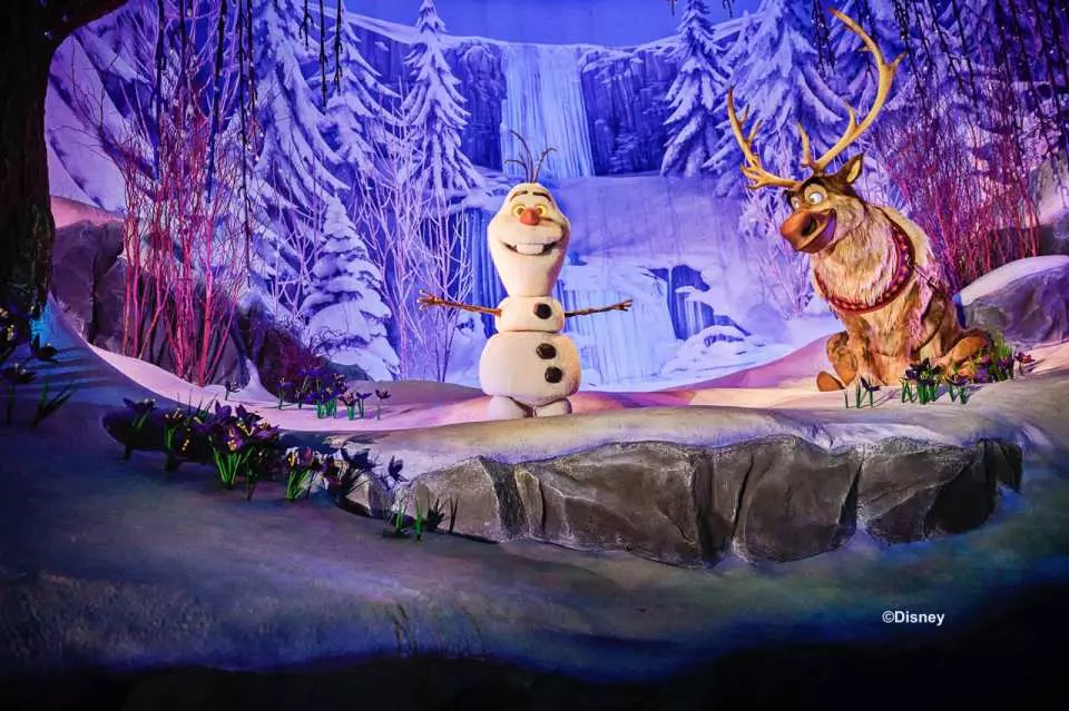 2025】香港ディズニーランドの『アナと雪の女王』エリアを完全ガイド！