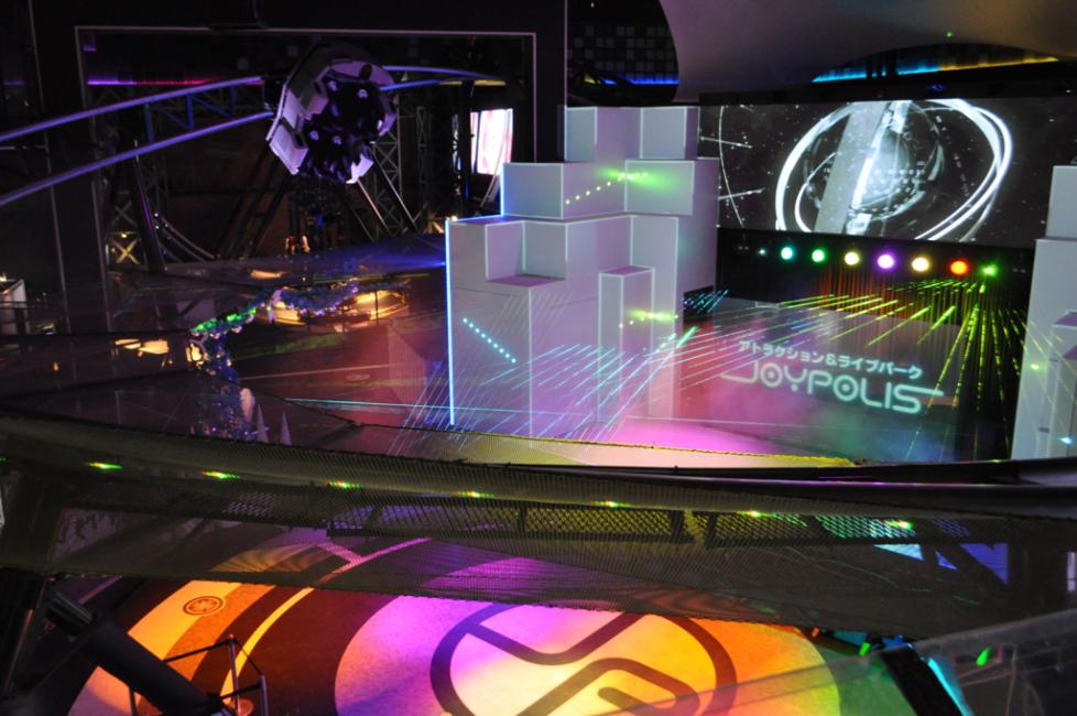 東京ジョイポリスとの魅力とは？人気アトラクションやチケット情報を紹介