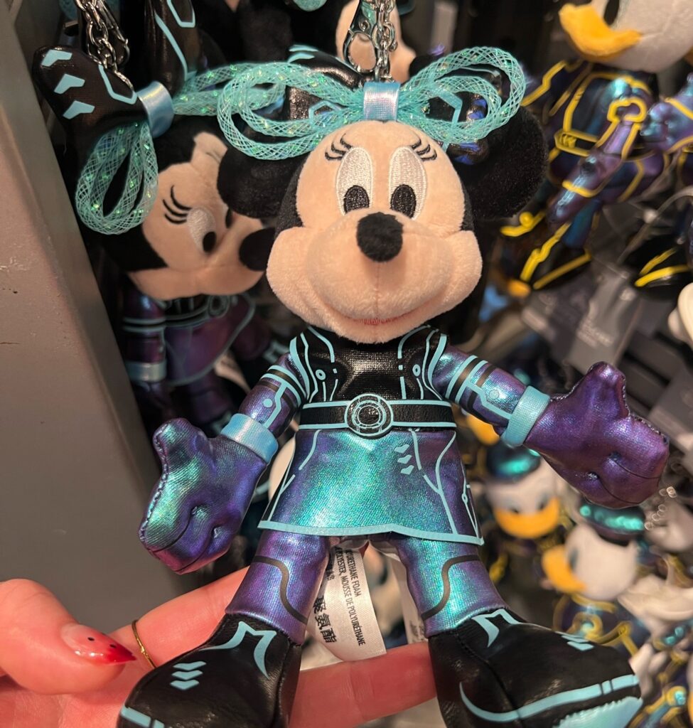 上海ディズニー　ディズニークリスマス　2025 新作グッズ　新品タグ付き 2025年】上海ディズニークリスマス完全ガイド！限定パレード・グッズ