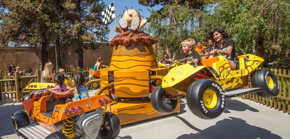 ナッツベリーファーム完全ガイド！行き方・アトラクション・お土産も紹介