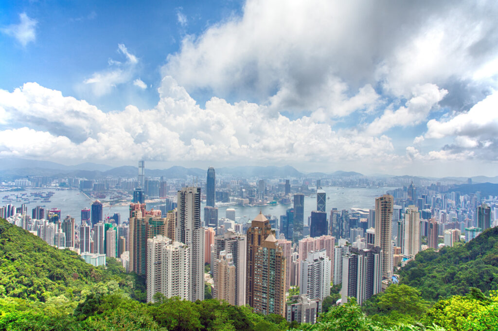 2025】香港のビクトリアピークを徹底解説！現地レポや行き方も紹介
