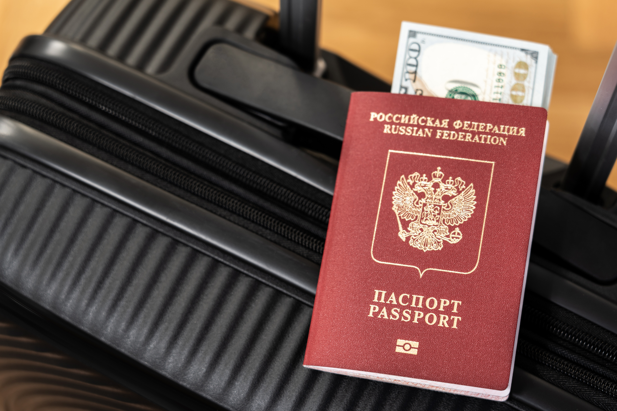 2025】アメリカのチップの相場とは？文化や払い方を解説