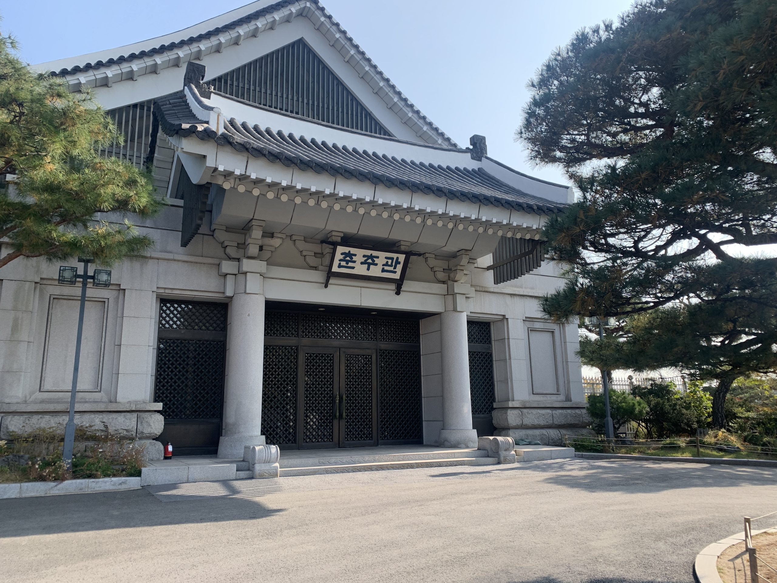 韓國】首爾景點2022｜韓國總統府青瓦臺74年首度開放交通、建築特色、打卡、路線全攻略