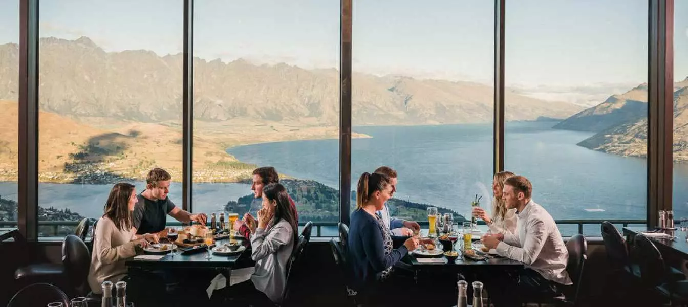 【2025皇后鎮自由行】一篇搞定！皇后鎮景點美食、交通、必買伴手禮全攻略