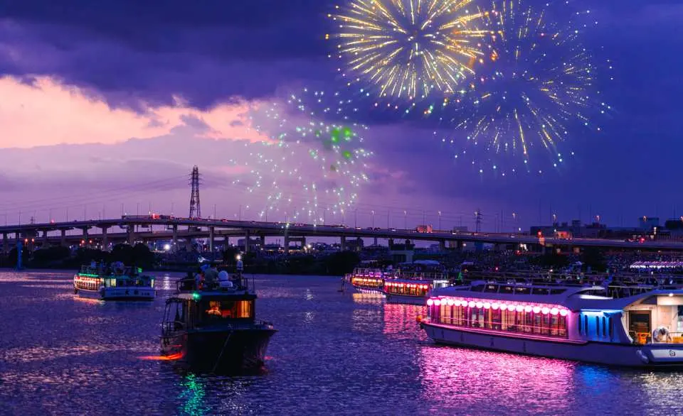 【足立花火大會2026】完整攻略：日期・交通・門票・觀賞區一篇睇晒！