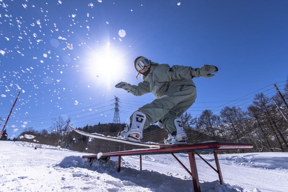 苗場滑雪場全攻略2026：新潟王牌雪場交通、住宿、雪票與行程規劃一次搞定
