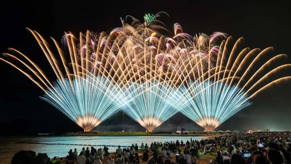 【沖繩花火大會2026】美麗海、琉球海炎祭、糸満、那覇！日期、交通、觀賞攻略一篇睇晒