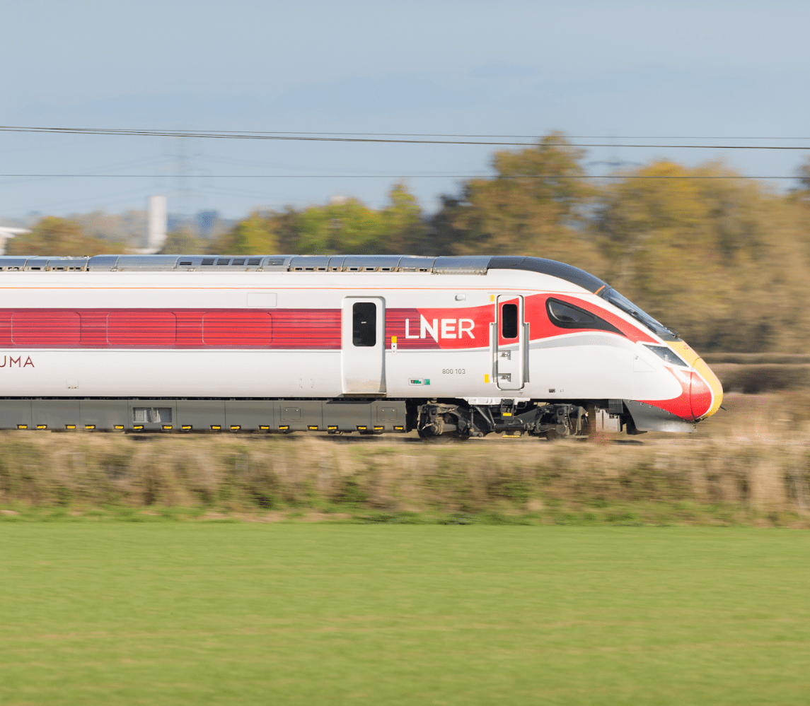 【英國火車旅遊2025】一篇搞掂！倫敦去約克/愛丁堡、LNER頭等艙體驗、KKday訂票懶人包