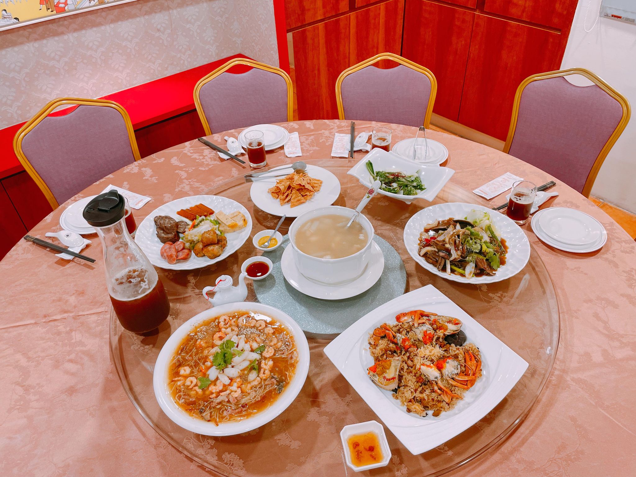 阿霞飯店四人套餐