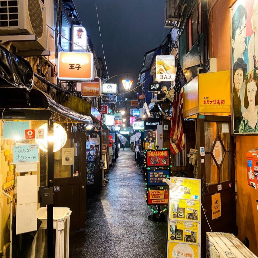 東京新宿景點推薦-東京新宿美食推薦-新宿黃金街
