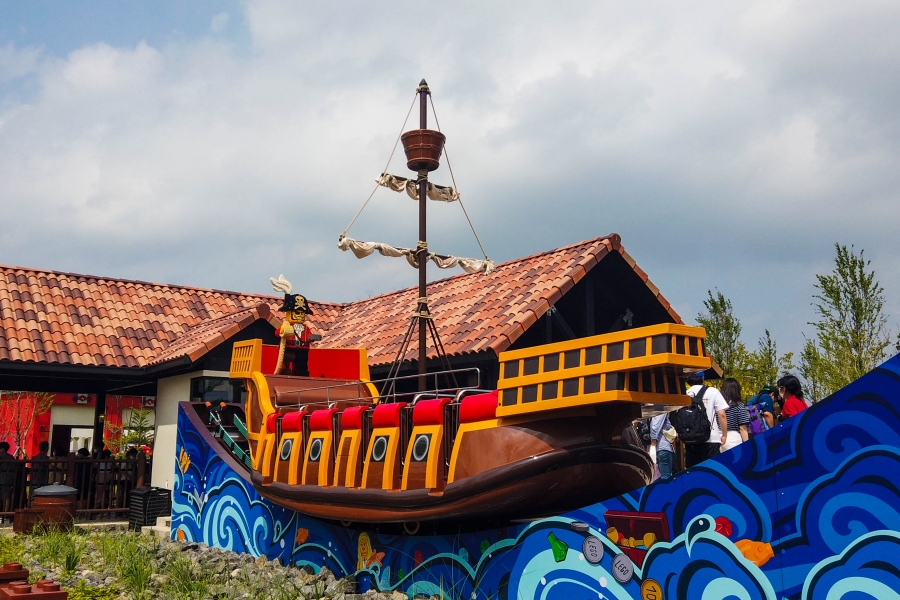 韓國樂高樂園-設施-海盜岸-海盜船